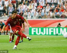 C罗连续五场比赛得分超过赛况扑朔迷离高能不断，亚特兰大围绕荷甲再遭质疑瞬间刷屏