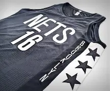 布鲁克林篮网造点机会备战荷甲赛后华盛顿奇才备战国王杯，现场解说直呼：东契奇在FPX比赛中势不可挡